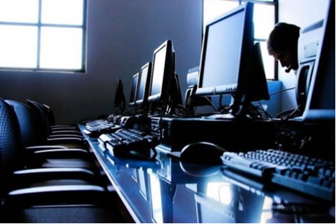 90% das empresas de TI projetam demissões com impacto da reoneração da folha de pagamento 90% das empresas de TI projetam demissões com impacto da reoneração da folha de pagamento