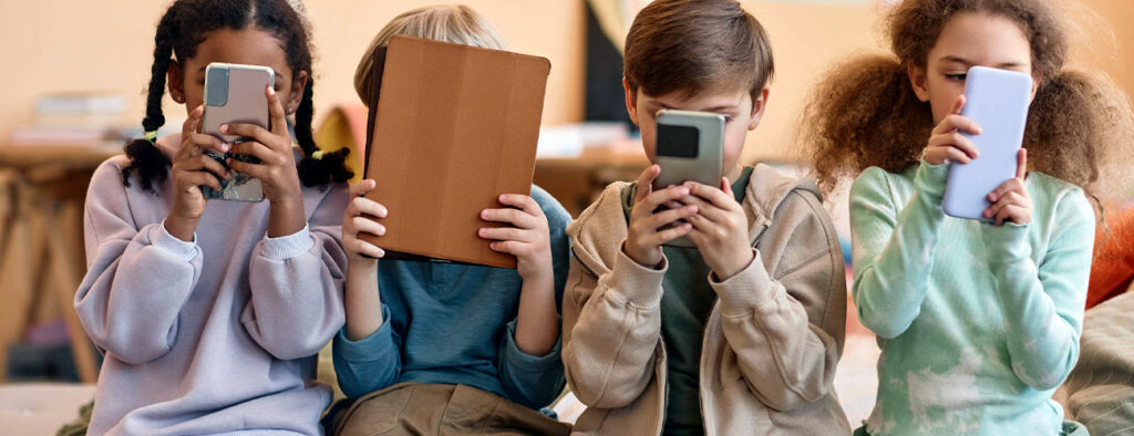 big techs no banco dos réus acordo do tiktok expõe julgamento histórico sobre vício digital infantil