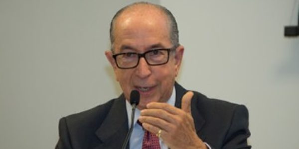 Concorrencia-por-recursos-para-politicas-publicas-sera-acirrada-em-2017-diz-presidente-da-Finep