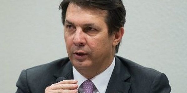 Deputado-defende-avaliar-isencao-de-INSS-a-empresa-do-Simples
