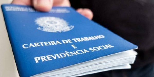 Desemprego-vai-a-11-8-no-trimestre-ate-agosto-maior-desde-2012