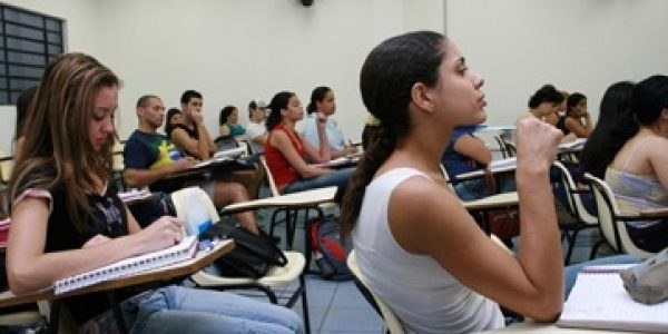 Entidades-de-CT-I-alertam-governador-do-RJ-sobre-situacao-das-universidades-estaduais