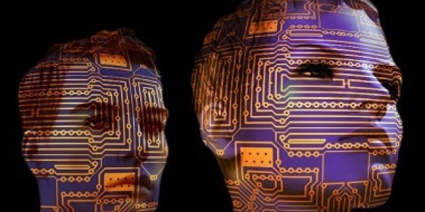 Inteligencia-artificial-no-ambiente-de-trabalho-deve-ser-adotada-nao-temida