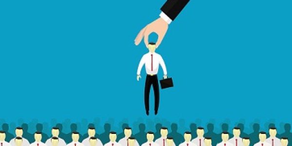 O-segredo-na-hora-de-contratar-investir-no-headhunter-certo