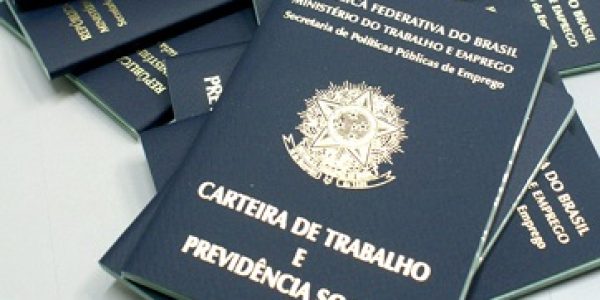 Propostas-de-mudanca-nas-leis-trabalhistas-devem-ser-feitas-so-em-2017