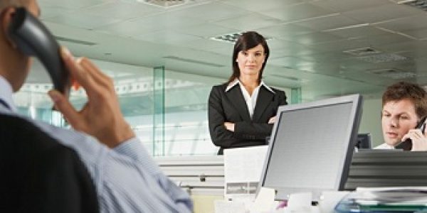 Selo-qualifica-empresas-que-promovem-igualdade-entre-homens-mulheres-no-trabalho