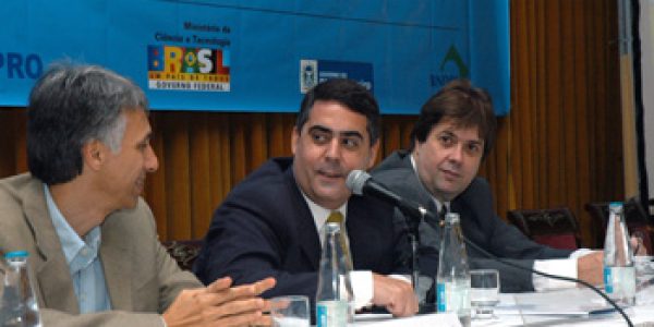 Seminario-de-tecnologias-emergentes-2007