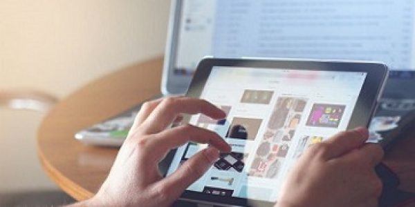 Substituir-dinheiro-por-ferramentas-digitais-acrescentaria-RS-491-bilhoes-ao-PIB-do-Brasil