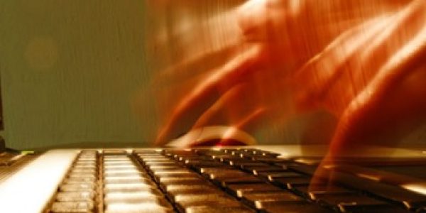 Uso-de-tecnologias-inteligentes-nos-negocios-tem-feito-os-dilemas-eticos-crescerem
