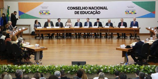 brasil terá regras inéditas para uso de inteligência artificial na educação, anuncia cne2