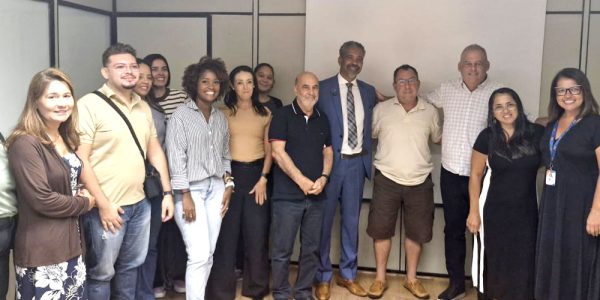 empresários e profissionais debatem novo cenário trabalhista em encontro no ti rio