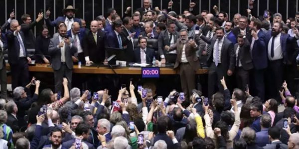 projeto de lei propõe novas regras para atuação das big techs no brasil